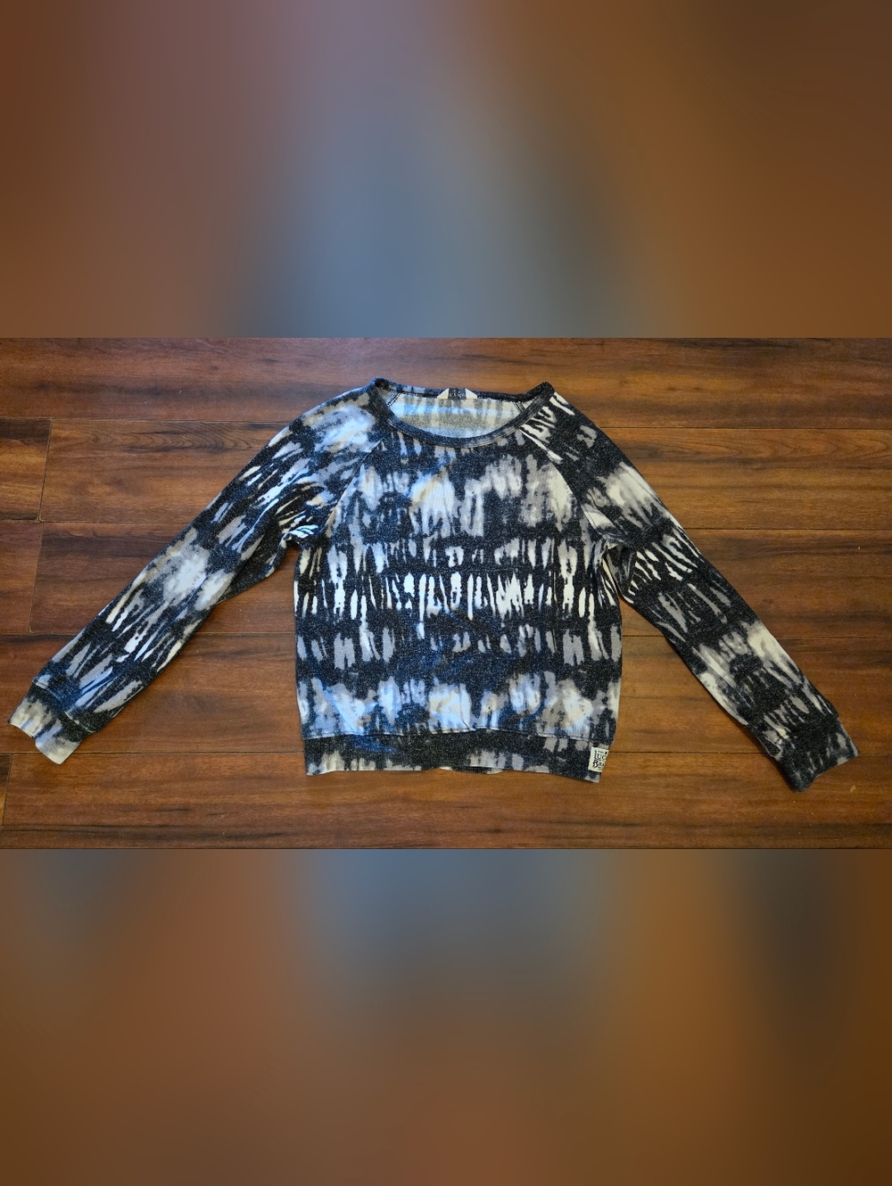 Girl's Lucky Brand Black & White Tie-Dye Raglan Sweatshirt